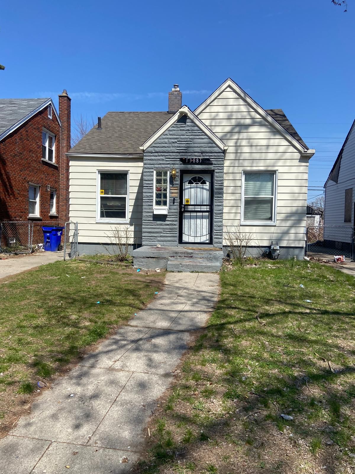 13881 Carlisle Street Detroit, MI 48205